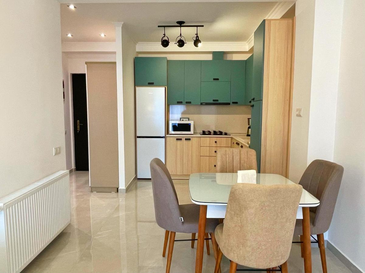 City Heart Luxury Apartment Kutaisi Exteriör bild
