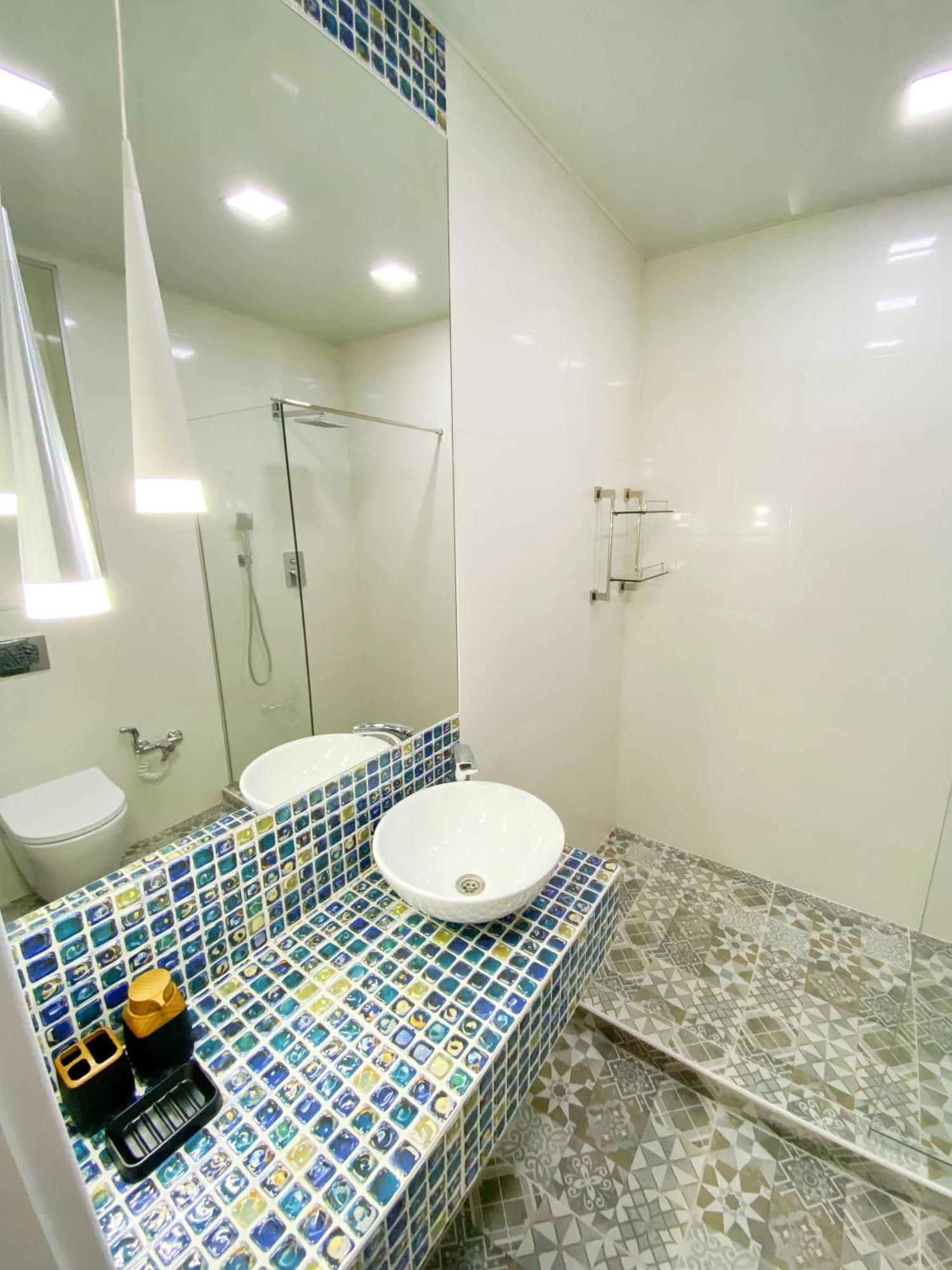 City Heart Luxury Apartment Kutaisi Exteriör bild
